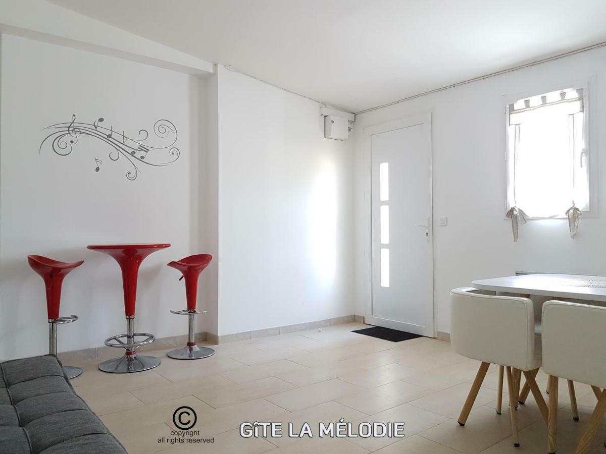 Gite La Melodie Longueville  Exteriör bild