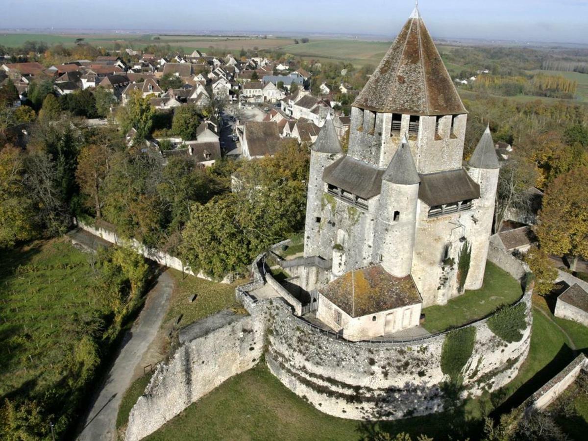 Gite La Melodie Longueville  Exteriör bild